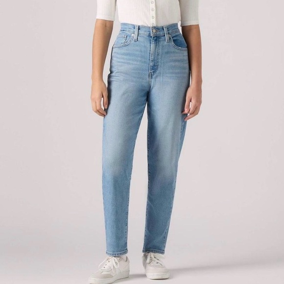 Levi's Denim - Levi’s-Mom Jeans-High waisted Size 28-EUC-like new